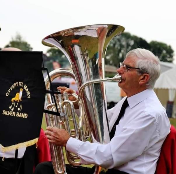 Christmas Music with Ottery Silver Band